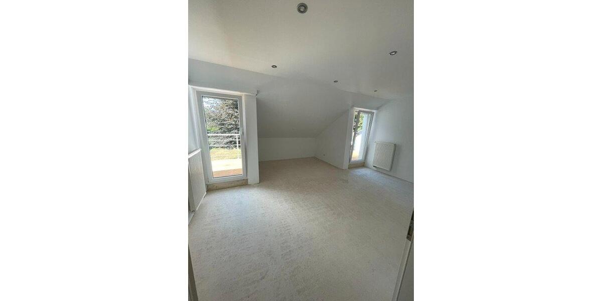 Einfamilienhaus Nettetal - 7 Zimmer, 220 m&sup2;, 630.000&euro; | Angebot:27030899