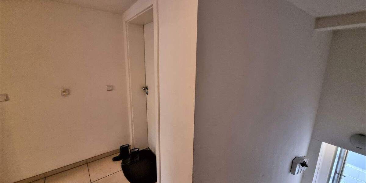 Mehrfamilienhaus, Wohnhaus Ingolstadt - 7 Zimmer, 695.000&euro; | Angebot:25769441