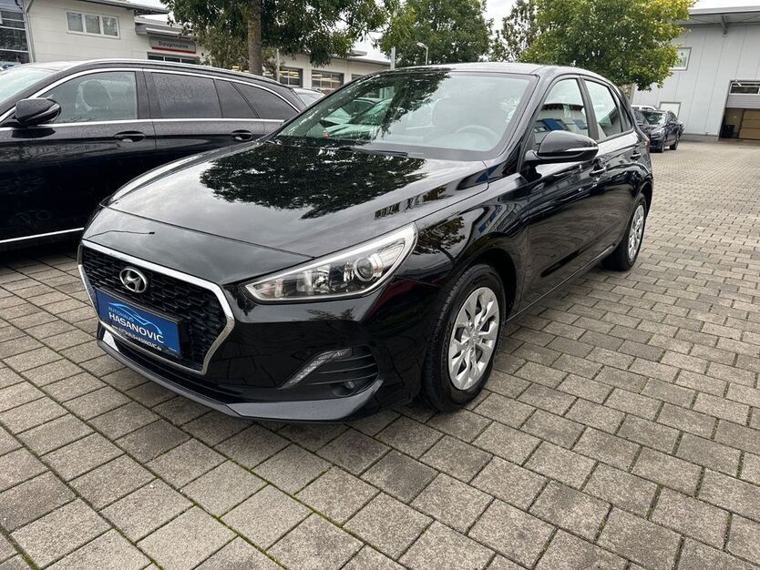 Hyundai i30 134.000 km 12.900 € Dachau (bei München) 85221