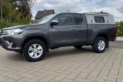 Toyota Hilux 9.900 km 41.000 € Wachtberg 53343
