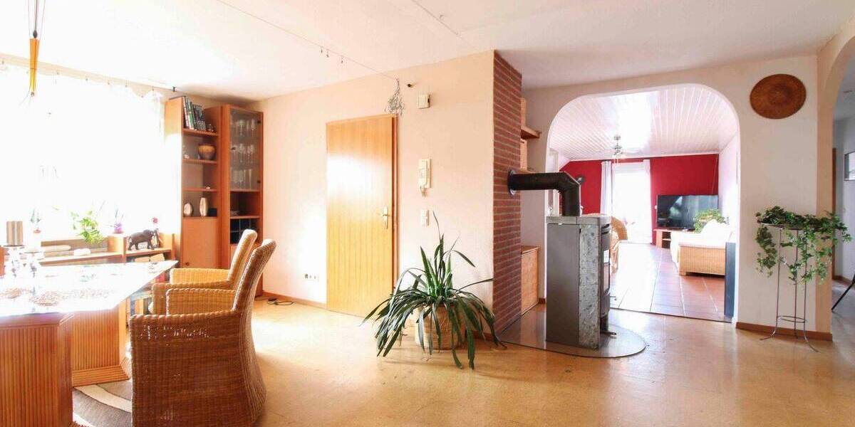 Mehrfamilienhaus, Wohnhaus Büdingen Rinderbügen - 8 Zimmer, 271.000&euro; | Angebot:26290980