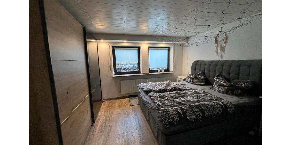 Etagenwohnung Teublitz - 2 Zimmer, 96 m&sup2;, 750&euro; | Angebot:25993347