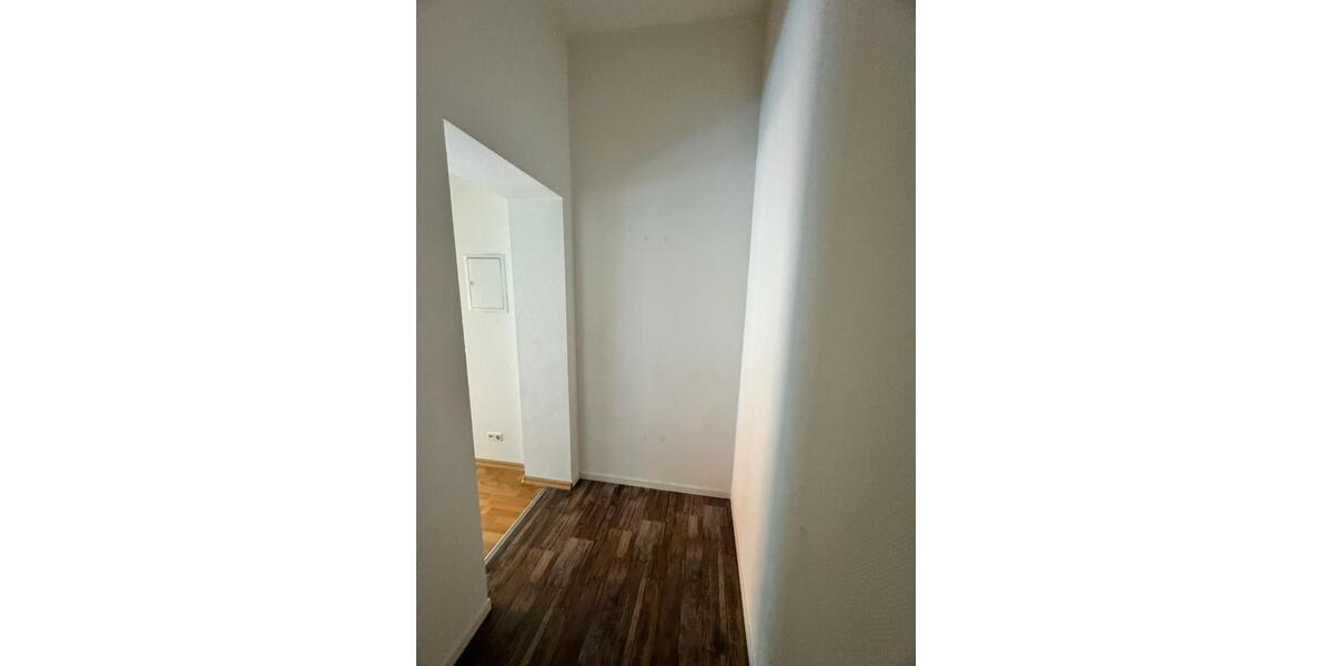 Hochparterre Magdeburg Brückfeld - 3 Zimmer, 72 m&sup2;, 240.000&euro; | Angebot:27083832