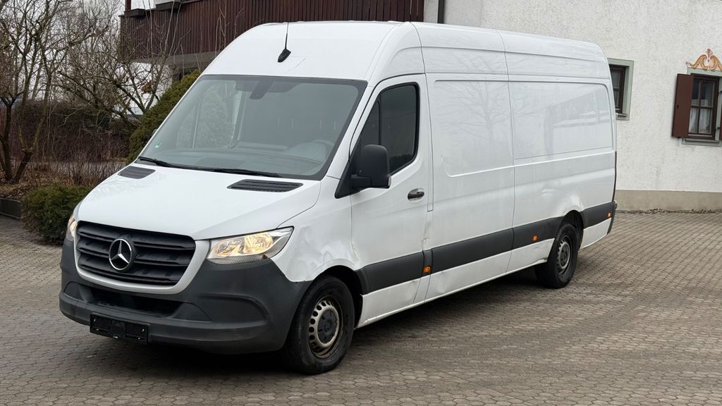 Mercedes-Benz Sprinter 243.000 km 15.500 &euro; Eching 85386
