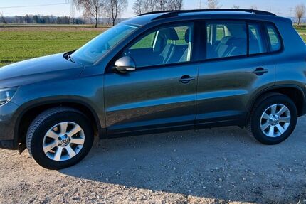 VW Tiguan 92.500 km 9.700 &euro; Stetten 88480