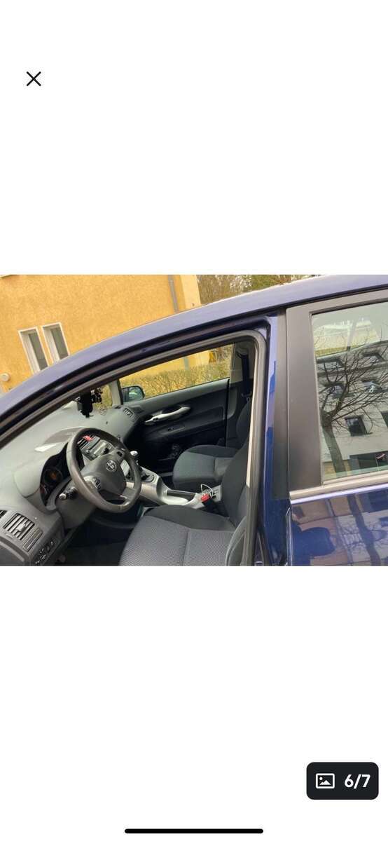 Toyota Auris 189.000 km 5.500 € osnabrück 49088