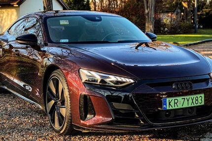 Audi e-tron GT 43.900 km 58.800 &euro; Kraków 30-64