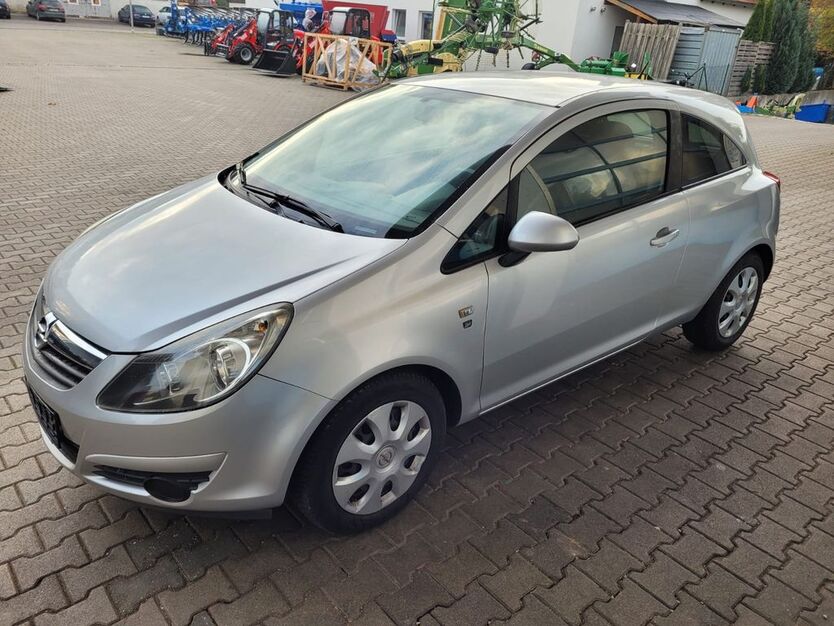 Opel Corsa 186.670 km 3.400 € Massing 84323