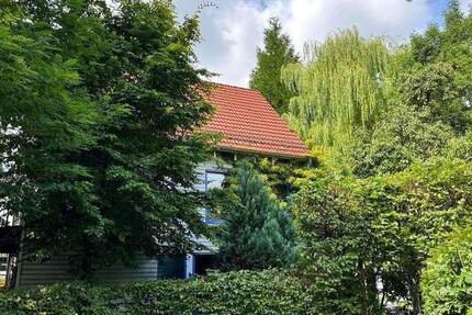 Haus Kaufungen Niederkaufungen - 8 Zimmer, 240 m&sup2;, 435.000&euro; | Angebot:26016033