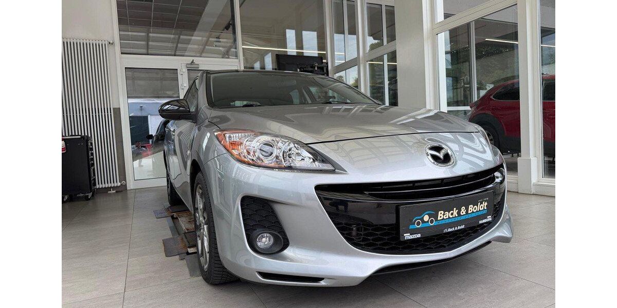 Mazda 3 109.686 km 8.950 &euro; Hamburg 22761