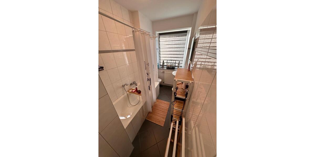 Etagenwohnung Remscheid Gemarkung Bergisch Born - 1 Zimmer, 34 m&sup2;, 220&euro; | Angebot:25974838