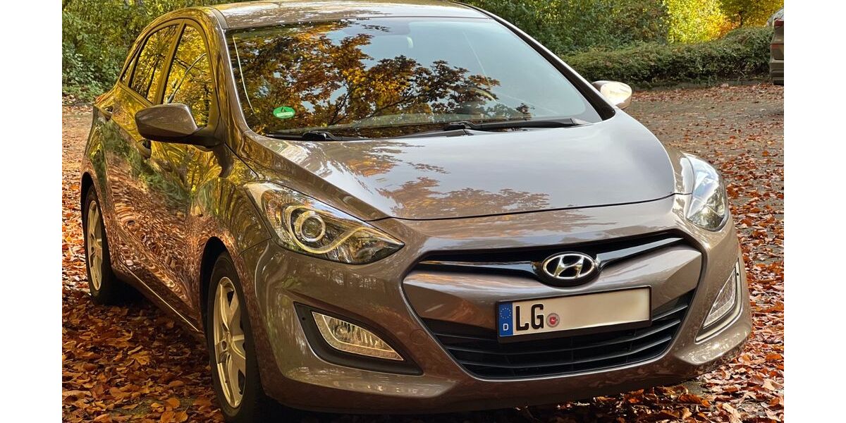 Hyundai i30 102.000 km 7.390 &euro; Lüneburg 21337