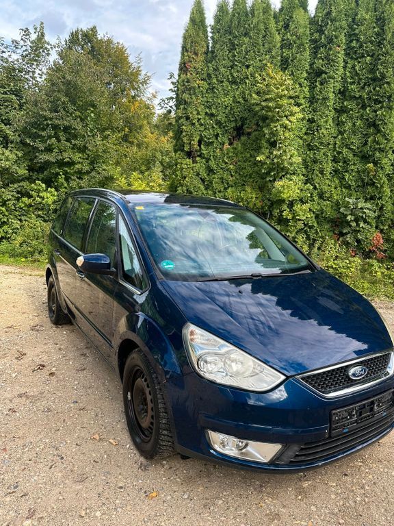 Ford Galaxy 236.955 km 2.500 € Neuburg 86633