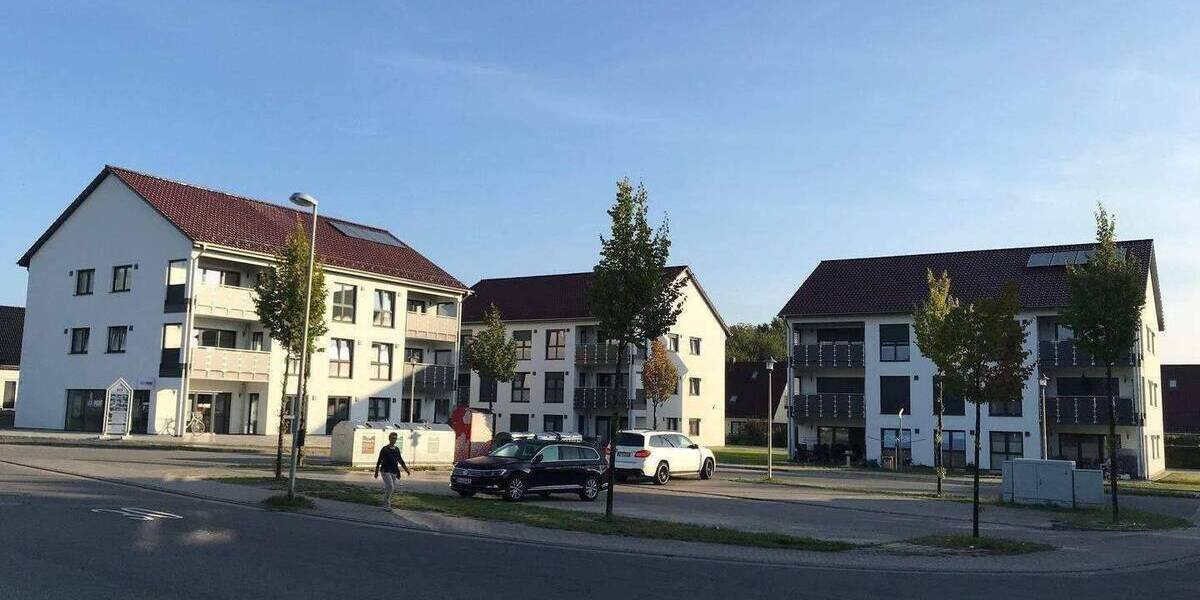 Etagenwohnung Stralsund Tribseer - 3 Zimmer, 90 m&sup2;, 1.170&euro; | Angebot:26885962