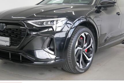 Audi Q8 e-tron 76.590 km 39.900 &euro; Passau 94036