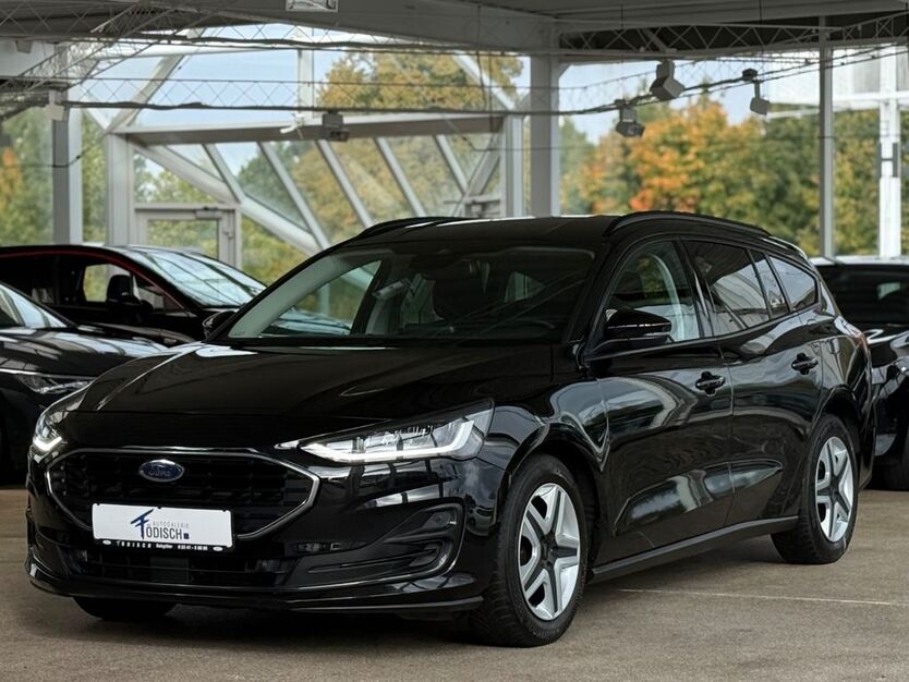 Ford Focus 63.393 km 16.490 € Salzgitter 38228