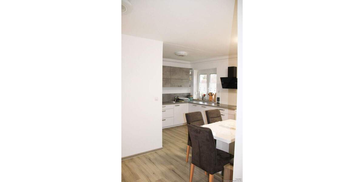 Etagenwohnung Greding - 4 Zimmer, 85 m&sup2;, 240.000&euro; | Angebot:25701131