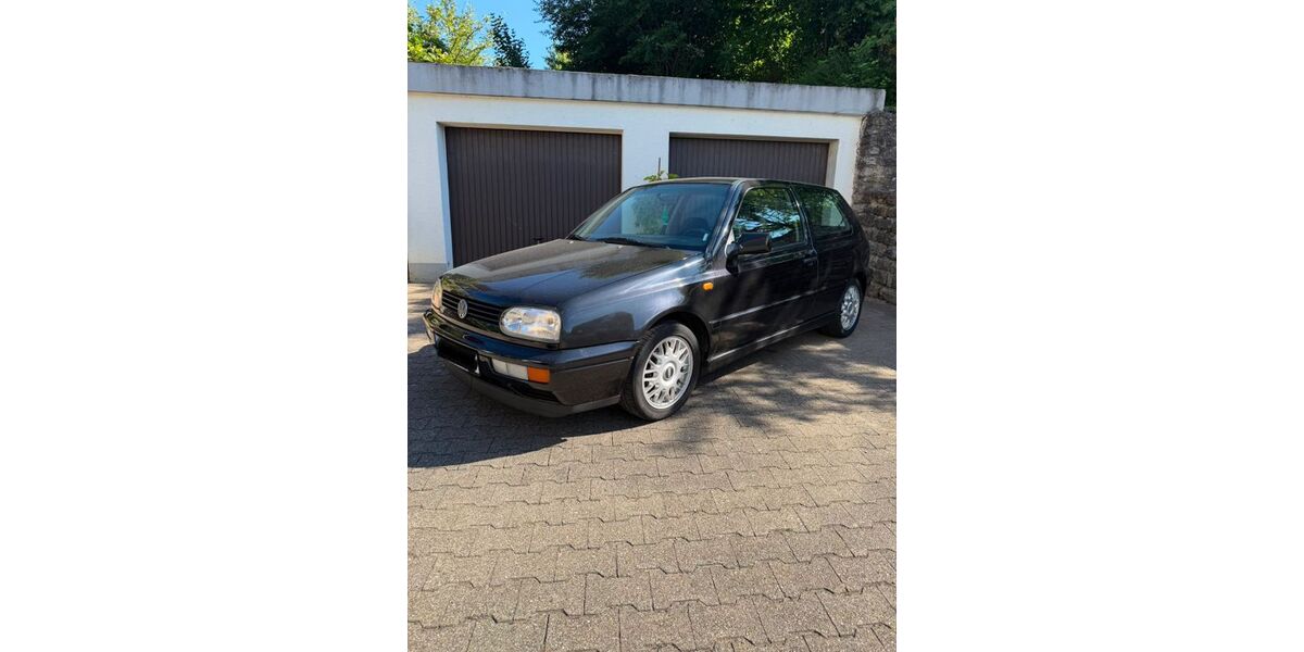 VW Golf 219.396 km 1.599 &euro; Gundelsheim 74831