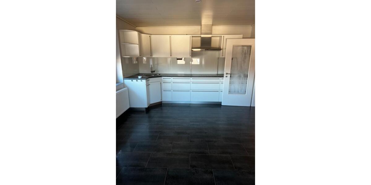 Etagenwohnung Freigericht - 3 Zimmer, 100 m&sup2;, 1.200&euro; | Angebot:25311605