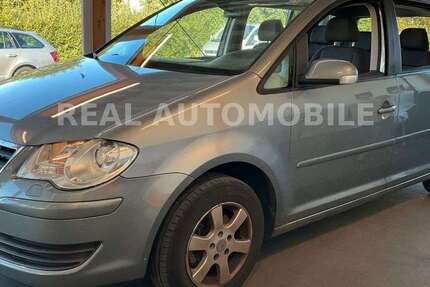 VW Touran 225.000 km 3.799 &euro; Frankfurt 65933