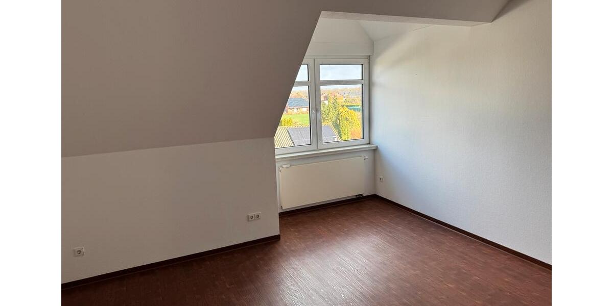 Etagenwohnung Twist - 5 Zimmer, 135 m&sup2;, 920&euro; | Angebot:26151124