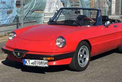 Alfa Romeo Spider 195.000 km 8.500 &euro; Kitzingen, GKSt 97318