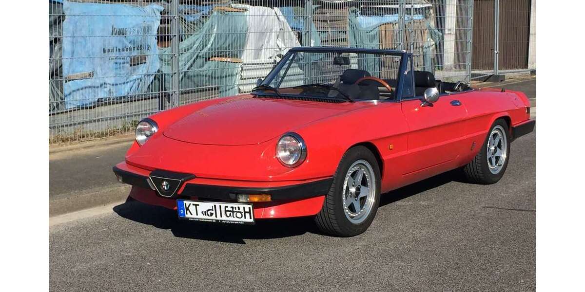 Alfa Romeo Spider 195.000 km 8.500 &euro; Kitzingen, GKSt 97318