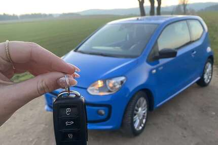 VW up! 83.128 km 8.100 &euro; Oberaschau (Neunburg vorm Wald) 92431