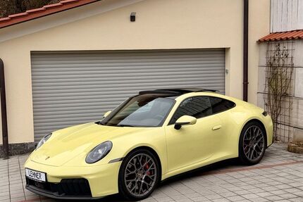 Porsche 992 13.790 km 164.999 &euro; Fensterbach 92269