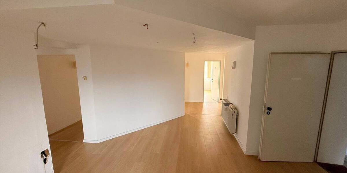 Etagenwohnung Gelsenkirchen Feldmark - 9 Zimmer, 169 m&sup2;, 1.490&euro; | Angebot:26853818