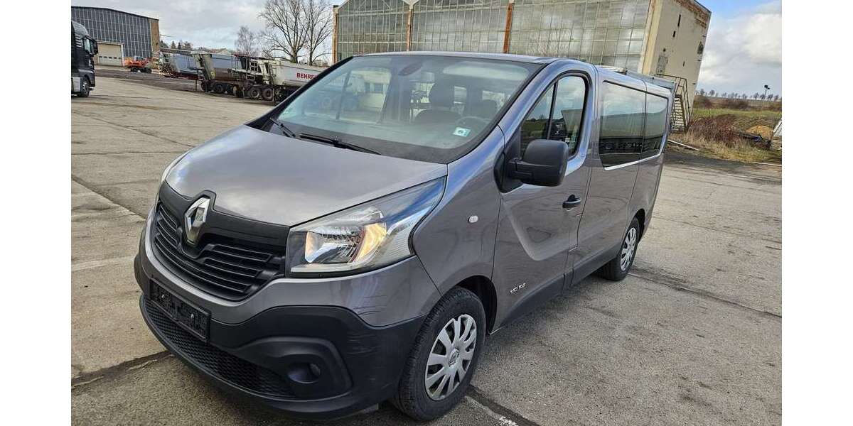 Renault Trafic 306.000 km 10.999 &euro; Ivenrode 39343