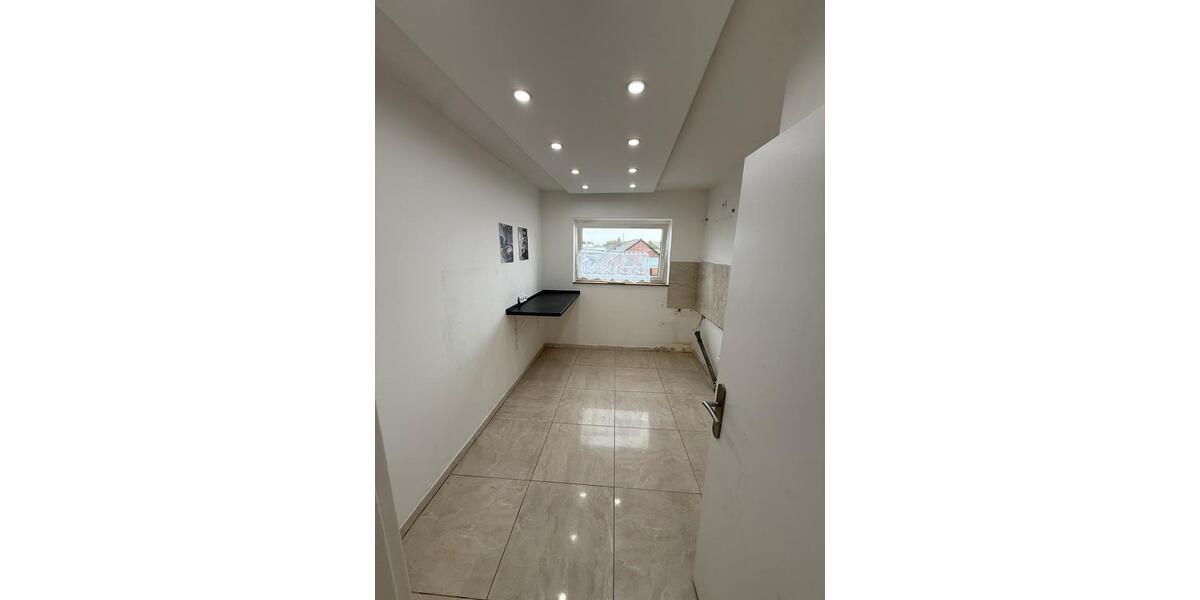 Etagenwohnung Garbsen - 3 Zimmer, 100 m&sup2;, 279.000&euro; | Angebot:27020582