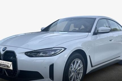 BMW i4 70.767 km 35.890 &euro; Germersheim 76726