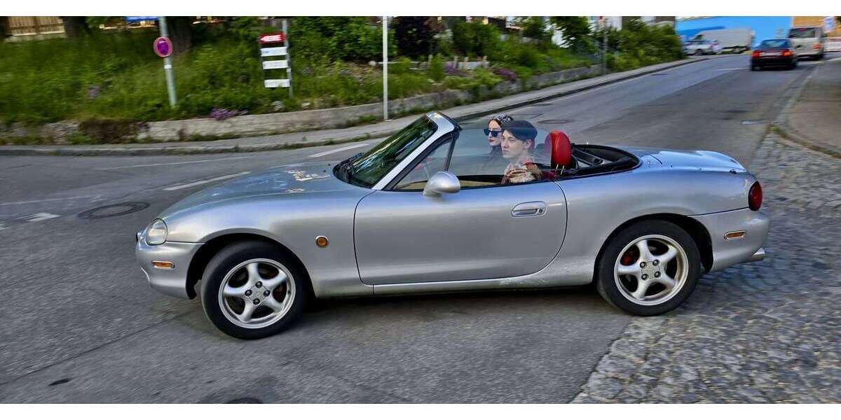 Mazda MX-5 140.000 km 12.500 &euro; München 81925