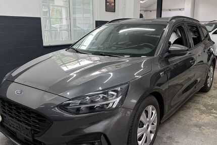 Ford Focus 92.700 km 12.500 &euro; Brand-Erbisdorf 09618