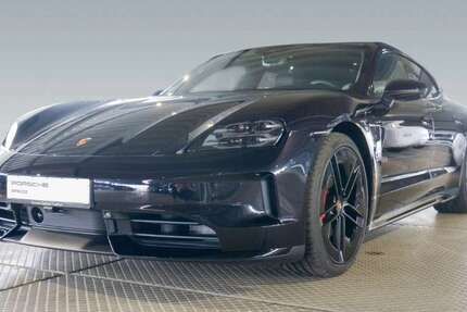 Porsche Taycan 9.900 km 122.970 &euro; Frankfurt 60314