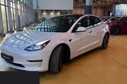 Tesla Model 3 62.335 km 31.300 &euro; Hanau 63457