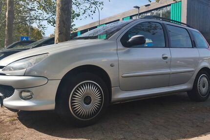 Peugeot 206 139.980 km 1.680 &euro; Freiburg 79114
