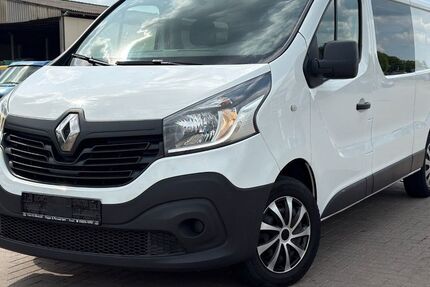 Renault Trafic 201.734 km 8.799 &euro; Tessin 18195