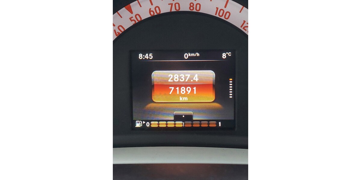 Smart Fortwo Coupe 72.000 km 5.900 &euro; Dresden 01067