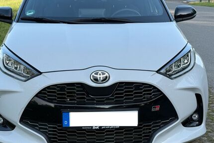Toyota Yaris 61.500 km 20.499 &euro; Bremen 28329