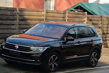 VW Tiguan 77.500 km 20.500 &euro; Dortmund 44369