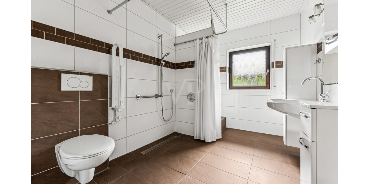 Vielseitiges Zweifamilienhaus mit tollem Garten – Wohnen & Gestalten nach eigenen Vorstellungen! 7 zimmer