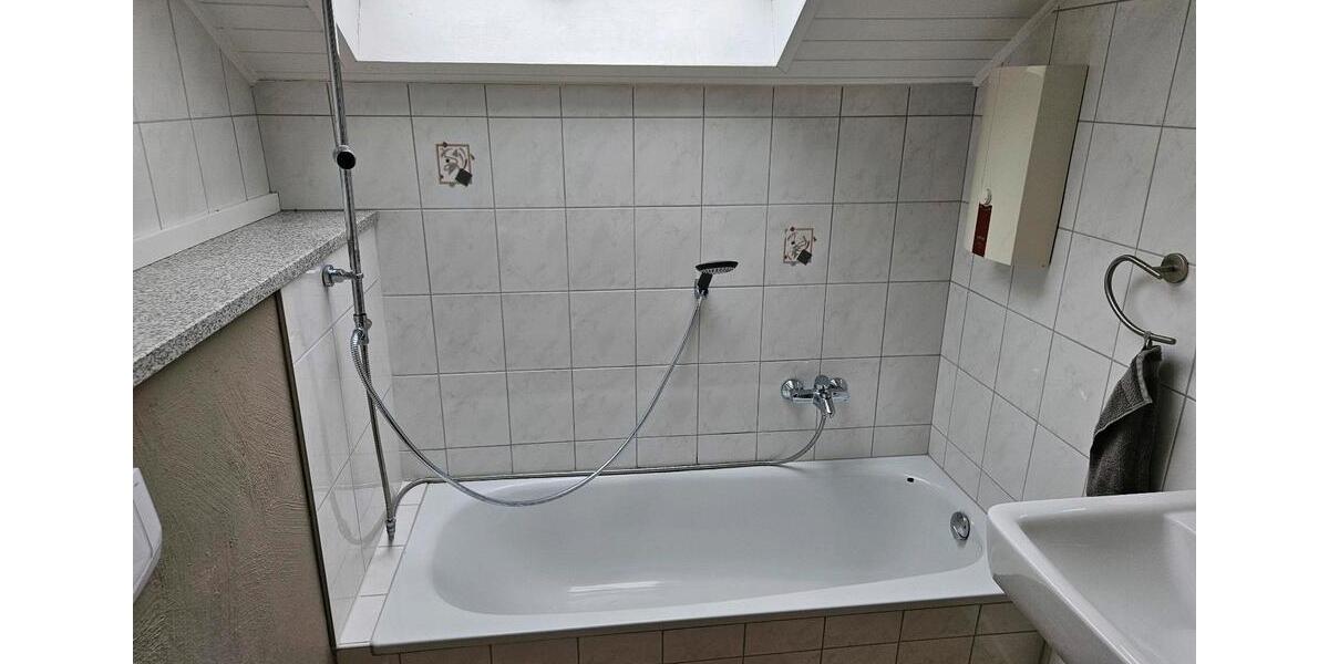 Dachgeschoßwohnung Lippstadt Overhagen - 2 Zimmer, 58 m&sup2;, 139.000&euro; | Angebot:26920836