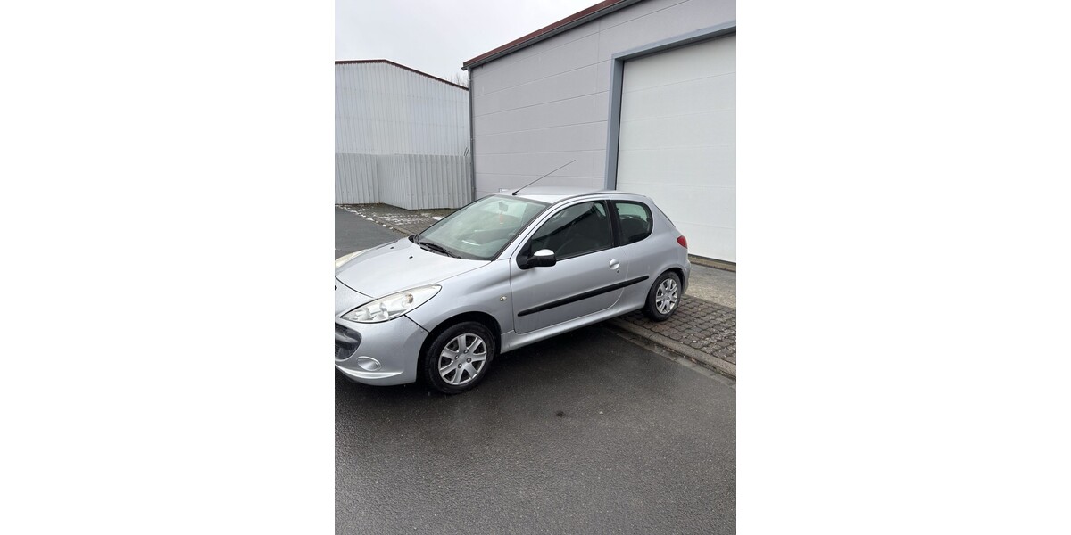 Peugeot 206+ 182.000 km 1.800 &euro; Wertheim 97877