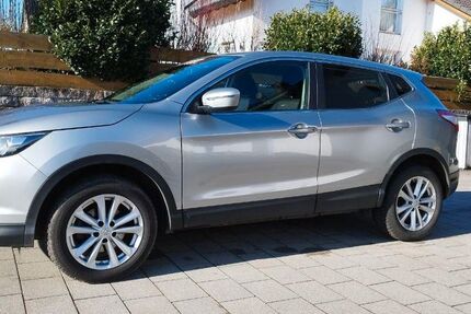 Nissan Qashqai 118.000 km 9.500 € Finnentrop 57413