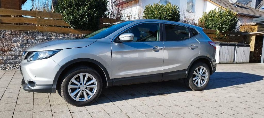 Nissan Qashqai 118.000 km 9.500 € Finnentrop 57413
