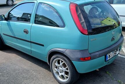 Opel Corsa 250.038 km 1.199 &euro; Wiesbaden 65201