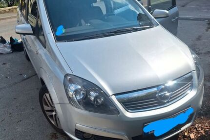 Opel Zafira 142.403 km 3.500 &euro; Nettetal 41334