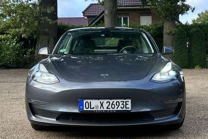 Tesla Model 3 54.257 km 29.300 € Ganderkesee 27777